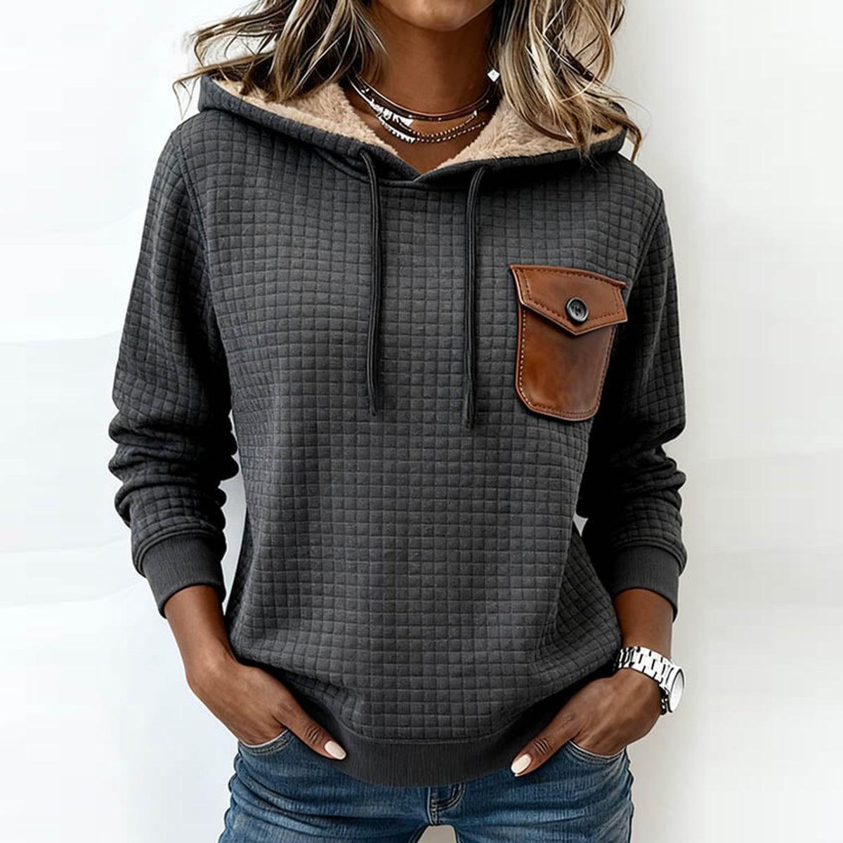 Herbst-Highlight: Graues Longsleeve Sweatshirt mit Kunstledertasche