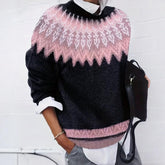Komfortabler Pink Geometric Round Neck Sweater - Herbststrend mit Stil