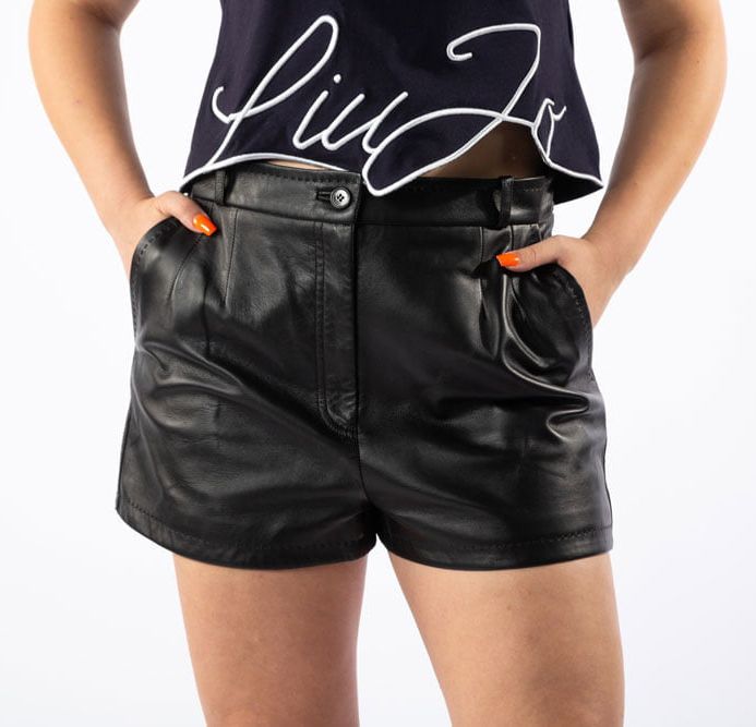 Dolce & Gabbana Schwarzes Lammfell Women's Short