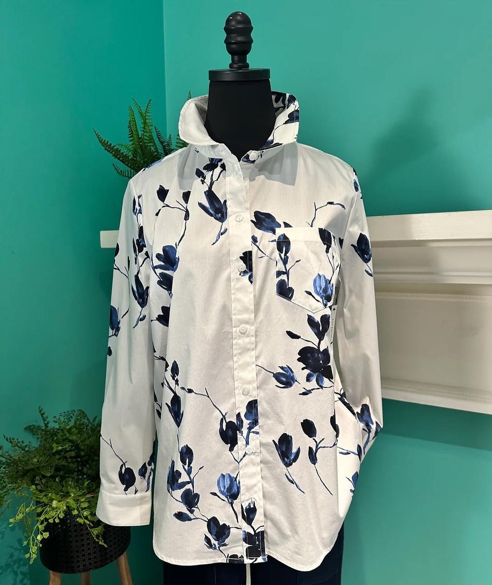 Winter Blusen-Shirt blau mit Aquarell-Blütenprint langarm