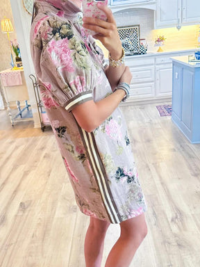 Beige Collared Mini-Kleid: Herbstshafter Chic für jeden Anlass