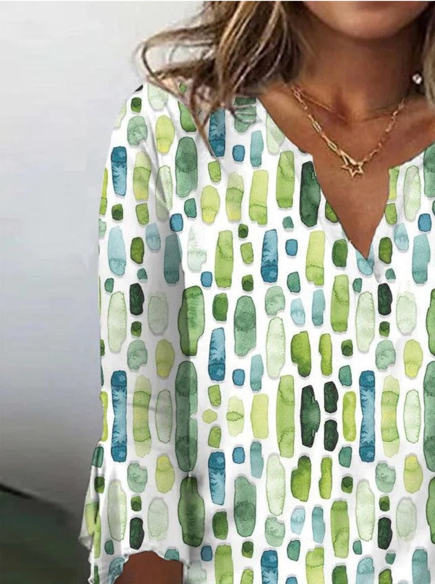 Grünes Geometrisches Aquarell-Print-Top mit ¾-Ärmeln - Herbstserwachen mit Stil