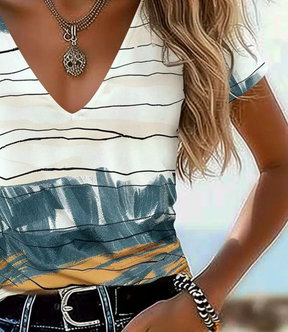 Winter V-Neck Damen Top mit abstraktem Print, weich & figurbetont