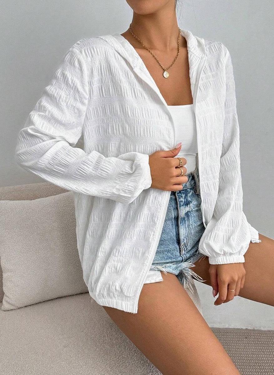 Herbstlicher Komfort: Kuscheliger White Plain Hoodie - Minimalistisch & Stilvoll