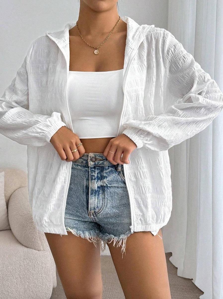 Herbstlicher Komfort: Kuscheliger White Plain Hoodie - Minimalistisch & Stilvoll