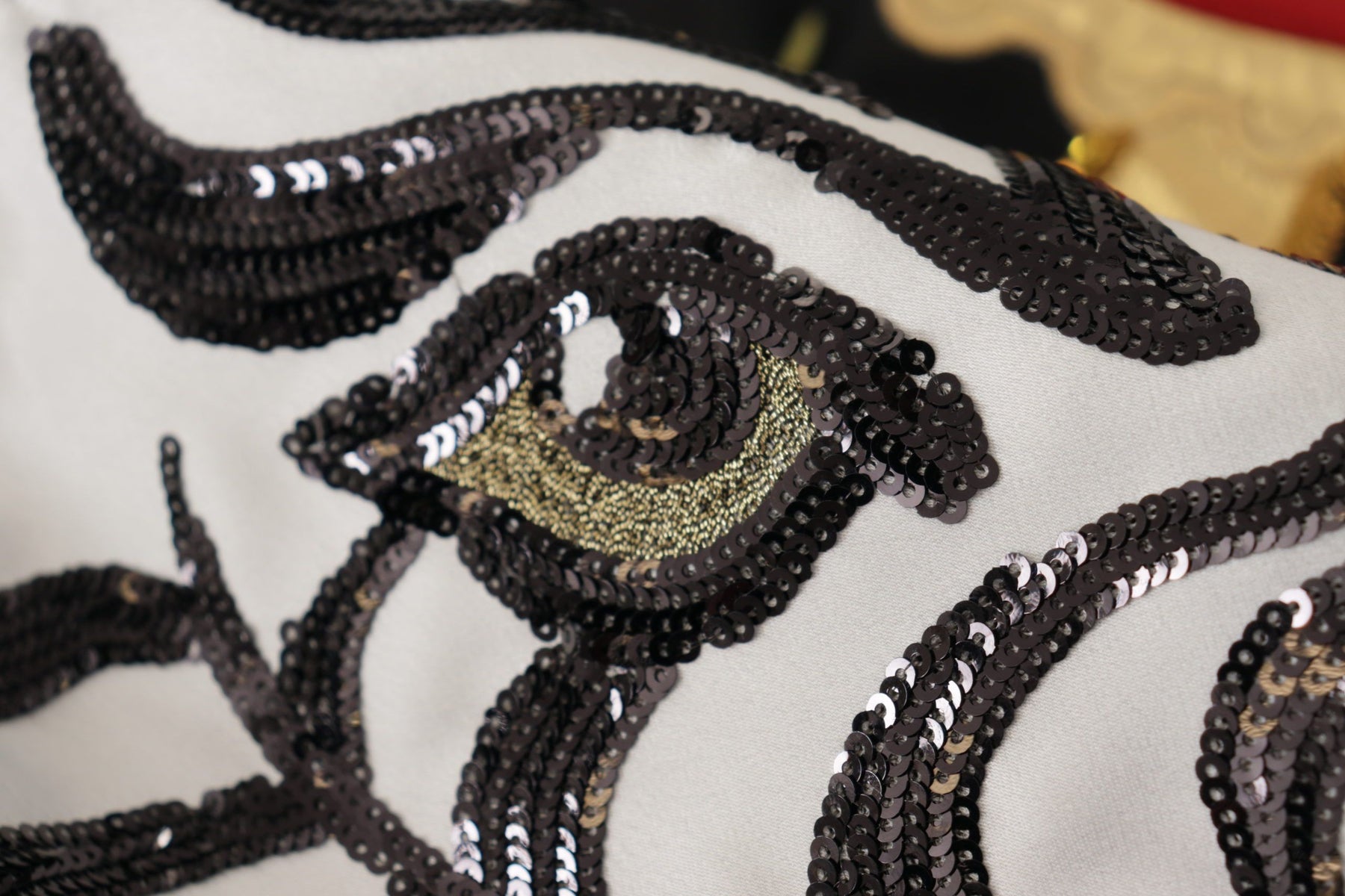 Dolce & Gabbana Schwarzer Liebesuhr Pailletten-Piano-Rock