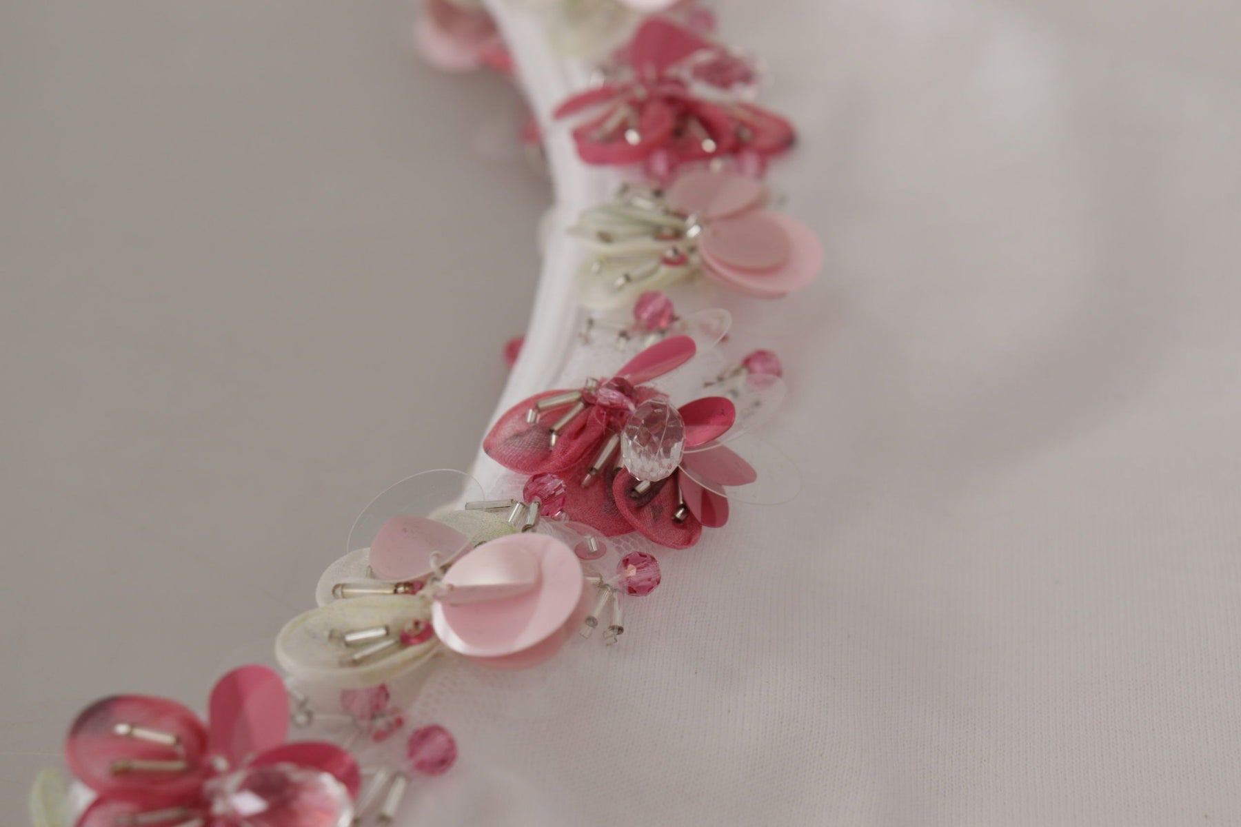 Dolce & Gabbana Weißes DG Crown Floral Pailletten-T-Shirt