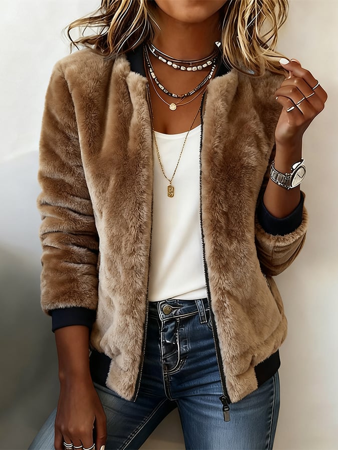 Winter-Eleganz: Braun Kunstpelz Mantel mit Reißverschluss - Warm und Stilvoll