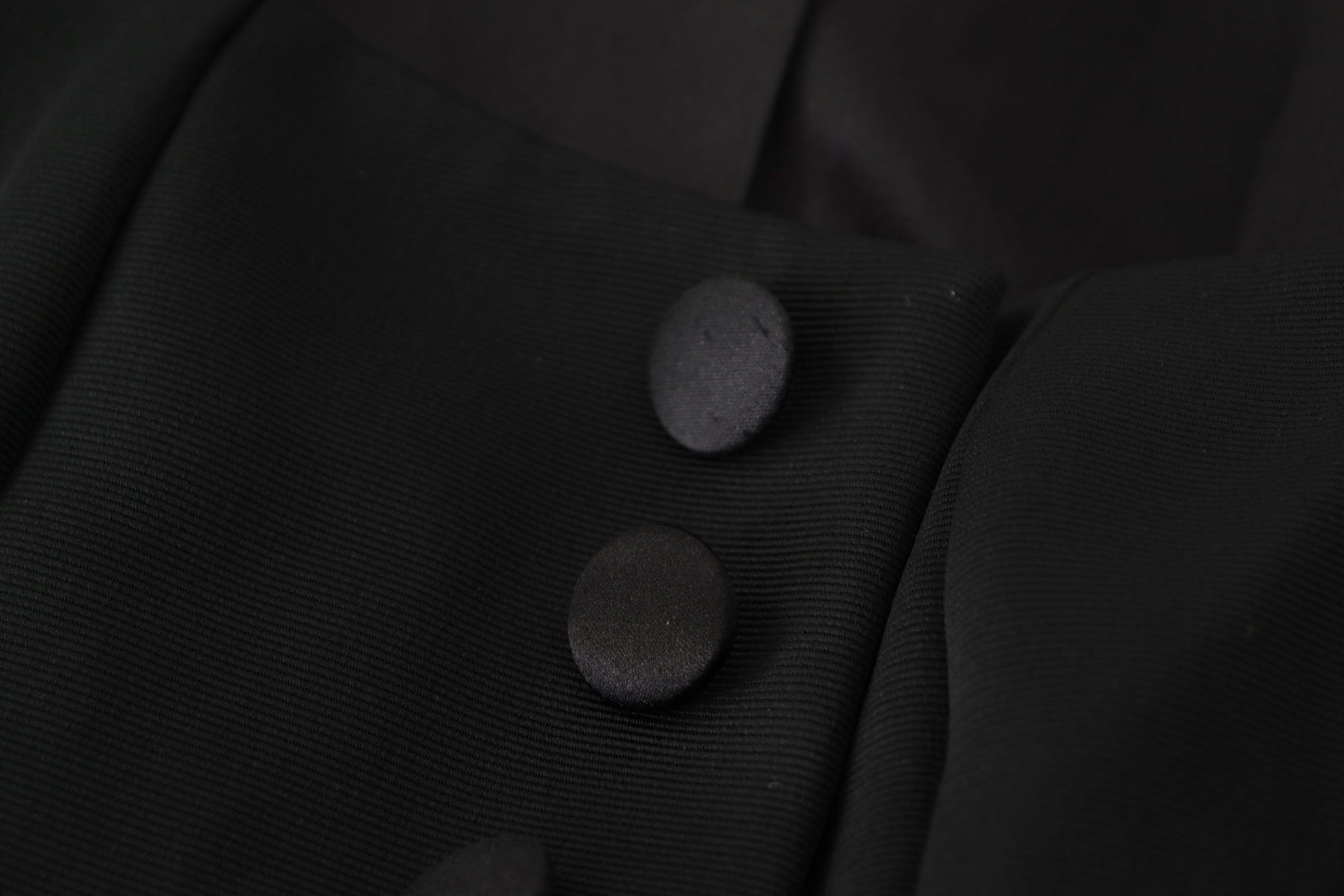 Dolce & Gabbana Schwarze Slim Fit Jacke mit langen Ärmeln und Schnappverschluss