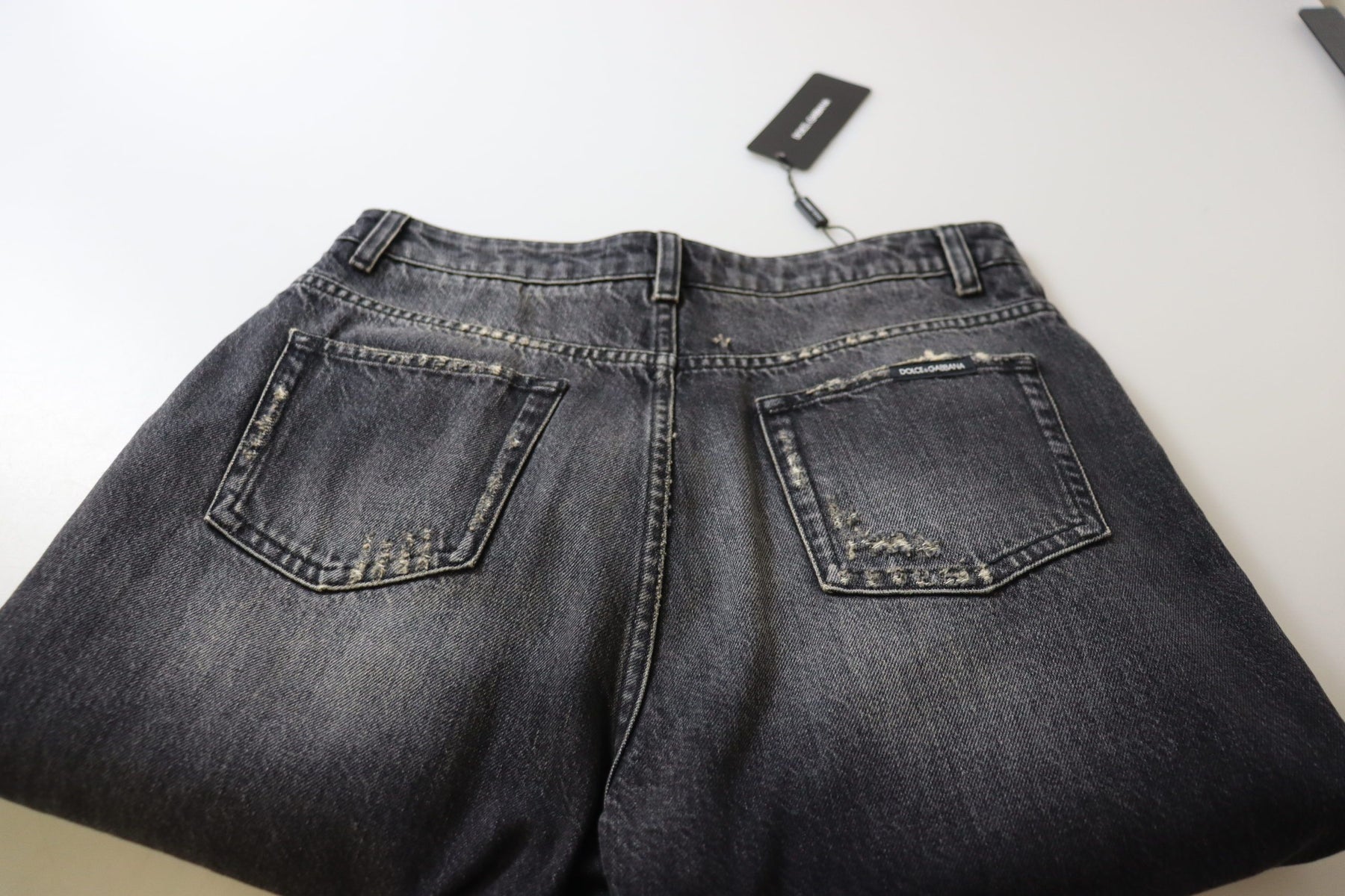 Dolce & Gabbana Schwarze verwaschene, zerfledderte Denim-Jeans mit hoher Taille