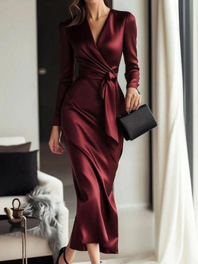 Burgundy Maxi-Kleid mit Langarm - Eleganter Herbstsbegleiter in A-Linie