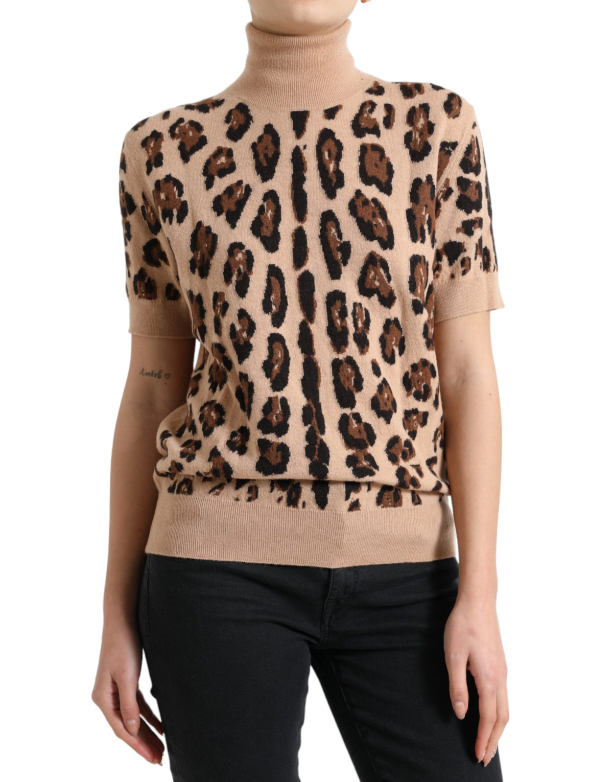 Dolce & Gabbana Beigefarbenes Rollkragenpullover aus Wolle mit Leopardenmuster