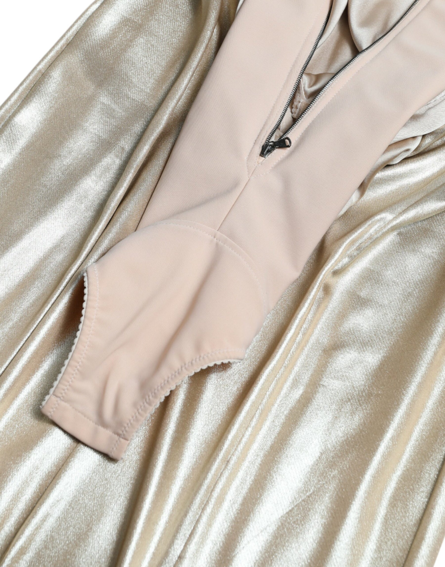 Dolce & Gabbana Metallisches Kleid mit Goldkristall-Verzierung