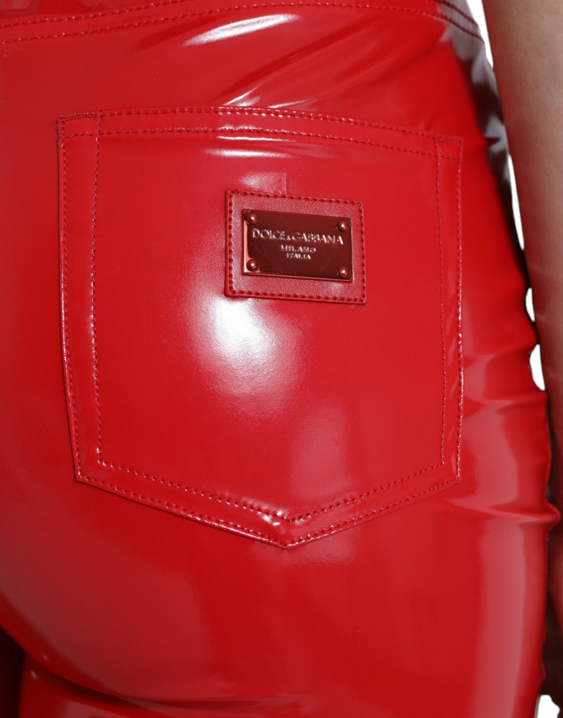 Dolce & Gabbana Glänzende rote Skinny-Hose mit hoher Taille