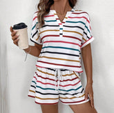 Comfy Striped Print Kurzarm-Zweiteiler - Herbstsmode mit Stil & Komfort