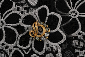 Dolce & Gabbana Floraler Makramee-Spitzen-Kristall-Knopf-Rock
