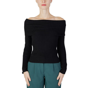Only Schwarzer Viskose-Pullover