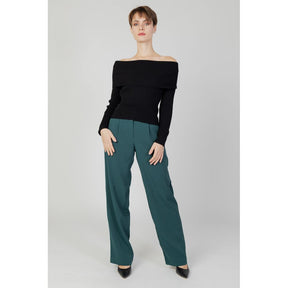 Only Schwarzer Viskose-Pullover