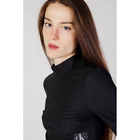 Calvin Klein Jeans Schwarzes Oberteil aus wiederverwertetem Polyester