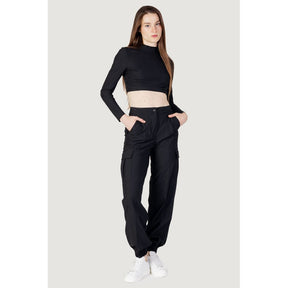 Calvin Klein Jeans Schwarzes Oberteil aus wiederverwertetem Polyester