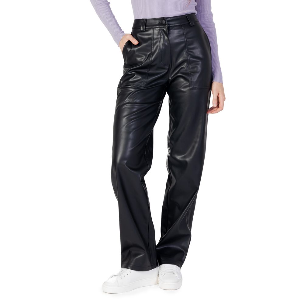 Calvin Klein Jeans Schwarze Hose aus recyceltem Polyester