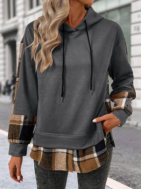 Kuscheliger Winter Hoodie karamell mit Karo-Saum Damen