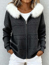 Kuschelige Winter Damenjacke mit Kapuze und Fellkragen