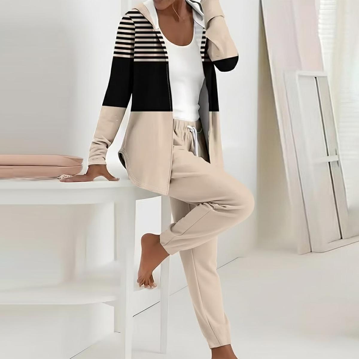 Winter-Chic Brown Striped Hoodie-Zweiteiler: Wärme trifft auf Stil