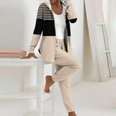 Winter-Chic Brown Striped Hoodie-Zweiteiler: Wärme trifft auf Stil
