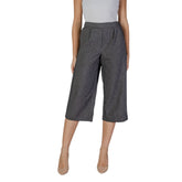 Vero Moda Schwarze und weiße Polyester-Hose in Kurzform