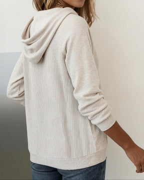 Comfy Herbst-Hoodie: Ribbed Knit Style für gemütliche Herbstspaziergänge