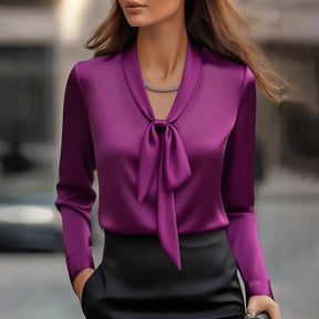 Herbstlicher Luxus: Purple Satin Long Sleeve Bluse mit Bindekragen