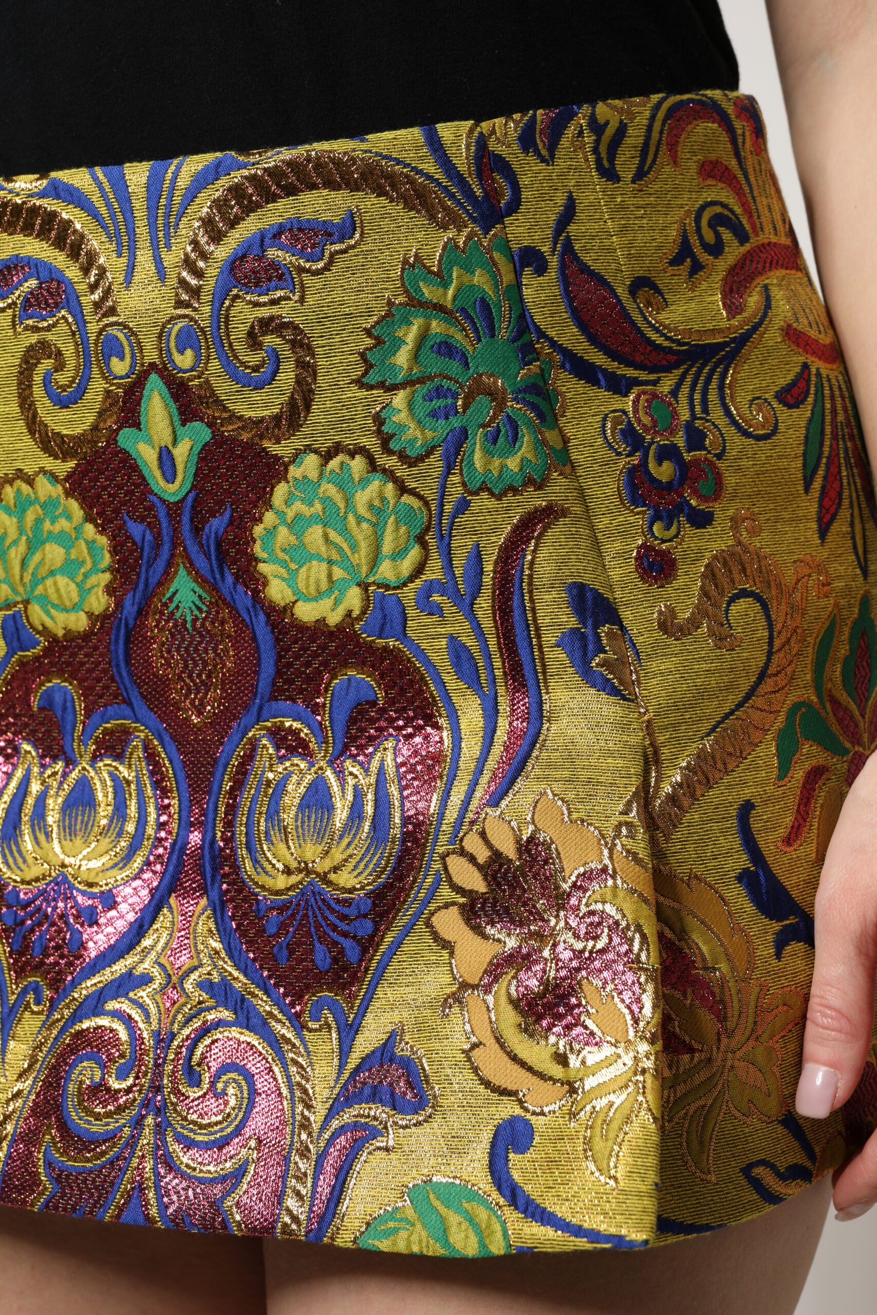 Dolce & Gabbana Multicolor Floral Jacquard Minirock mit mittlerer Taille