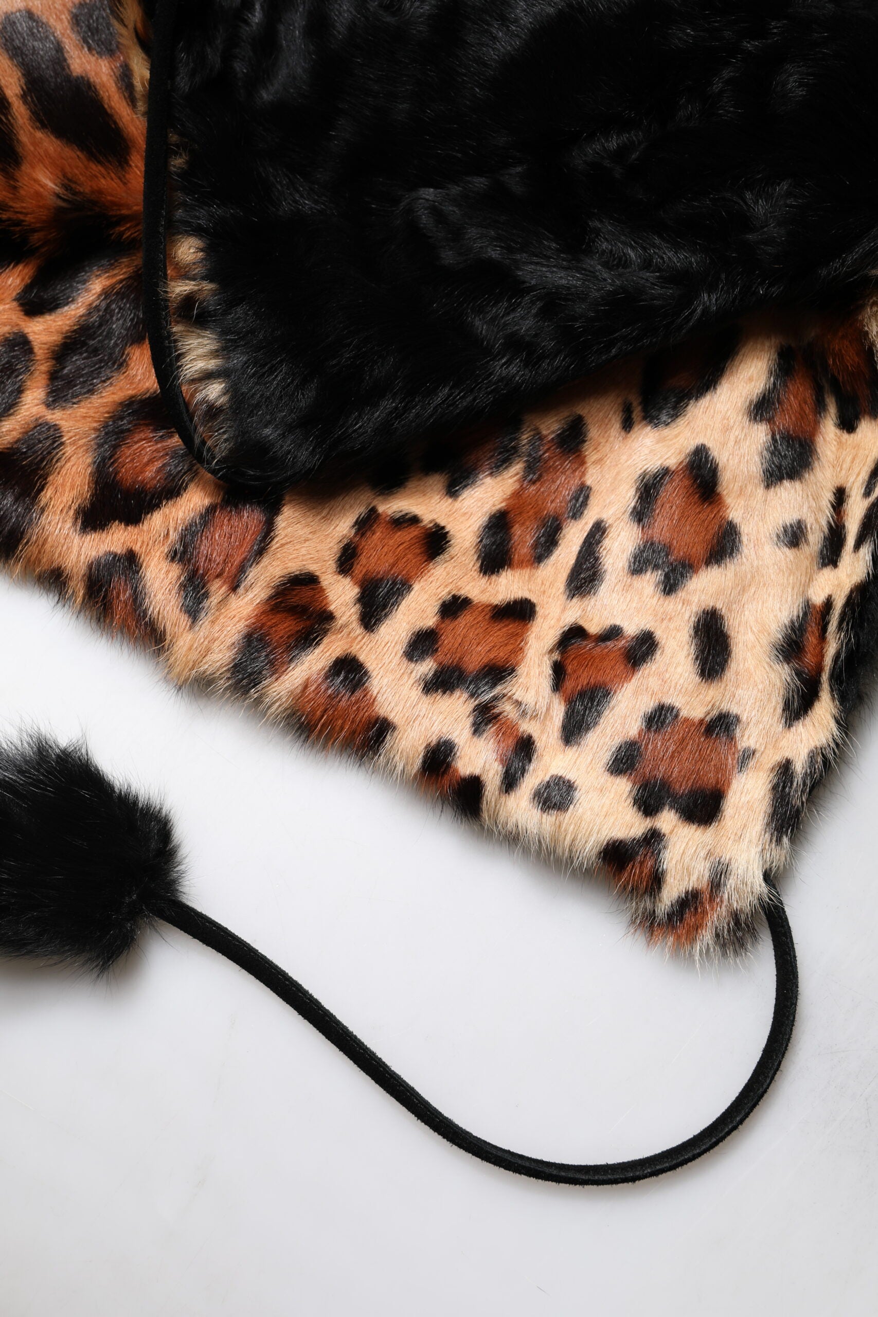 Dolce & Gabbana Schwarzer Lammfell Kurzer Frauen Mantel Jacke