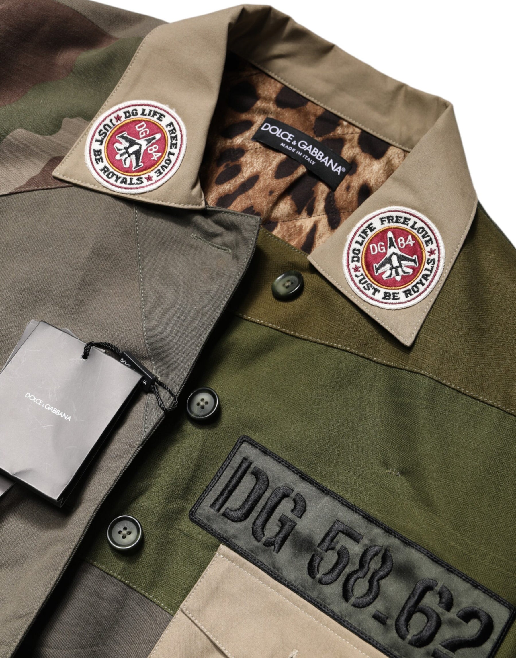 Dolce & Gabbana Militärgrüne Jacke aus Baumwolle mit Knopfleiste