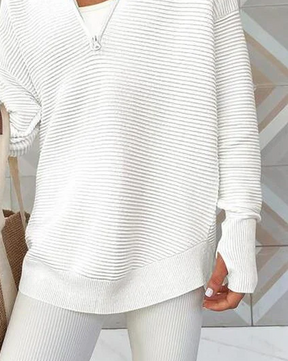 Simple White V-Neck Long Sleeve Sweater - Dein stilvoller Begleiter für den Herbst