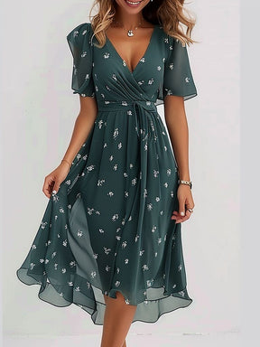 Herbsts-Charme: Groovy Kurzarm Midi-Kleid in Strahlendem Grün