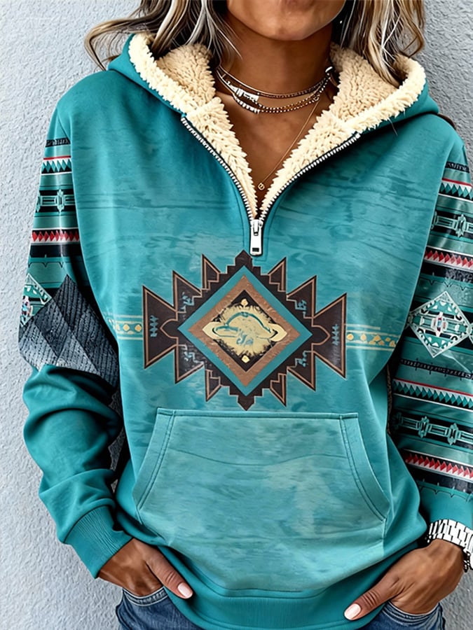 Kuscheliger Boho Hoodie mit Teddyfutter für kalte Wintertage
