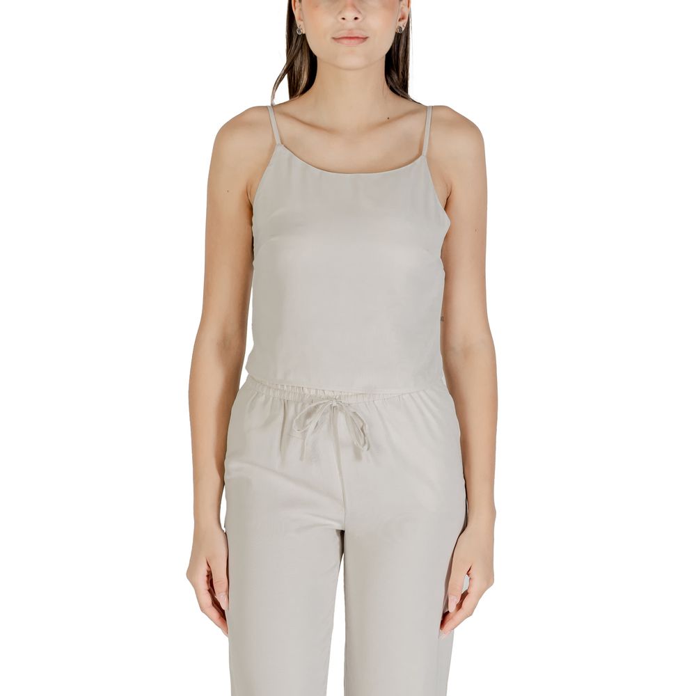 Only Beigefarbenes Oberteil aus recyceltem Polyester