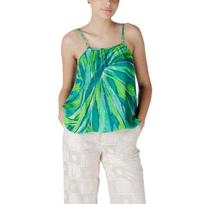 Only Grünes Viskose-Tank-Top