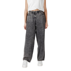 Only Schwarze Lyocell-Hose