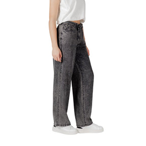 Only Schwarze Lyocell-Hose