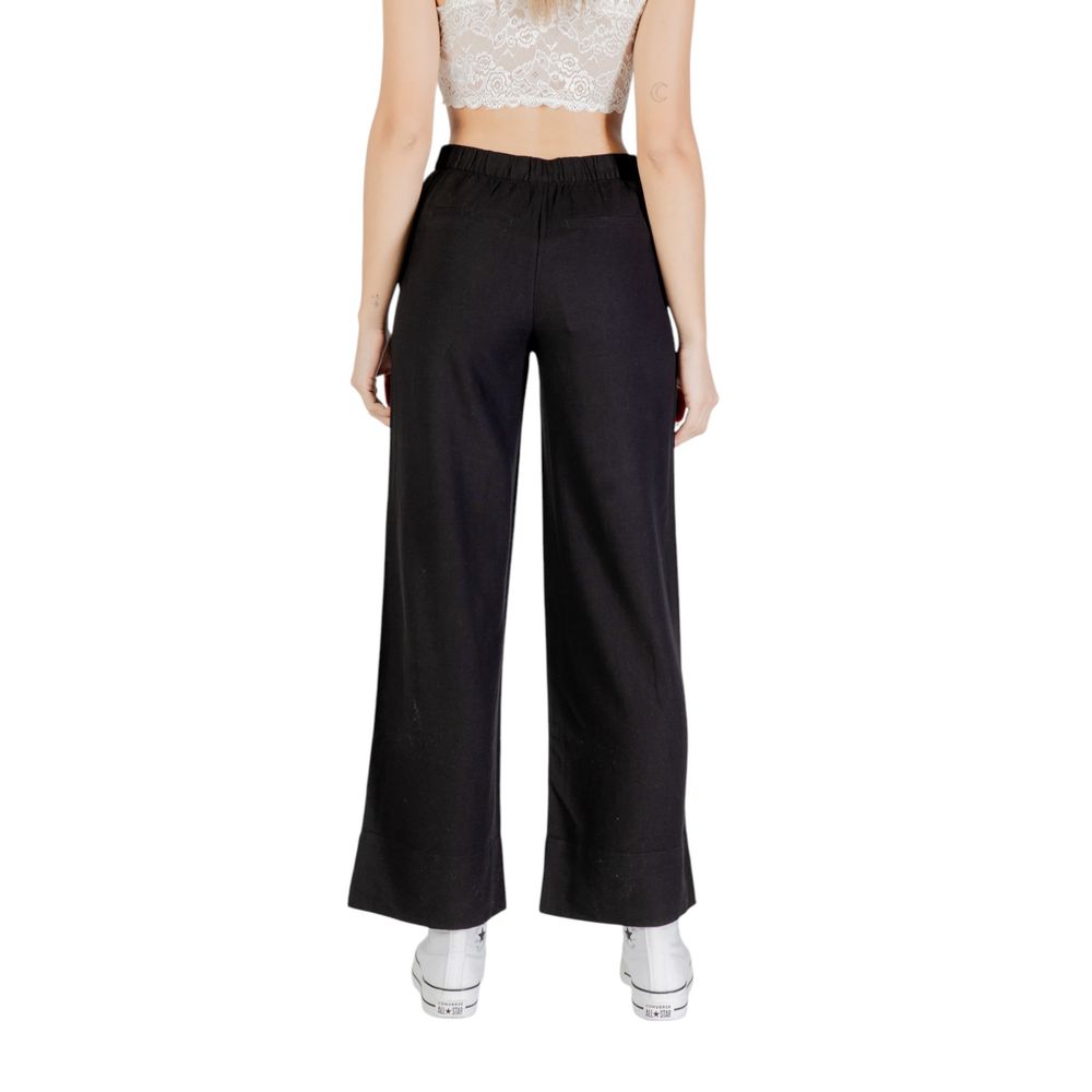Only Schwarze Viskosehose