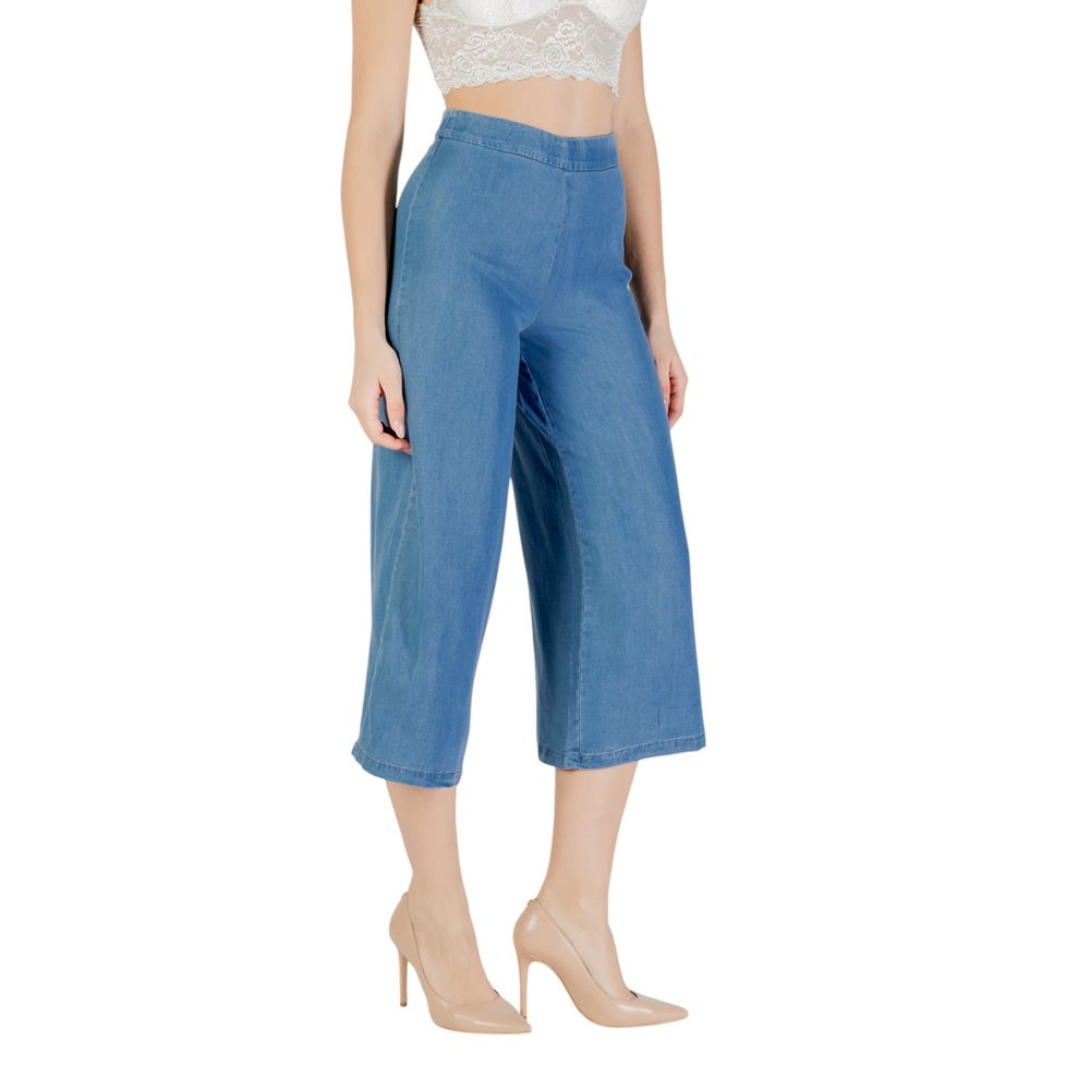 Only Blaue Lyocell-Kurzhose