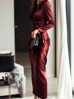 Burgundy Maxi-Kleid mit Langarm - Eleganter Herbstsbegleiter in A-Linie
