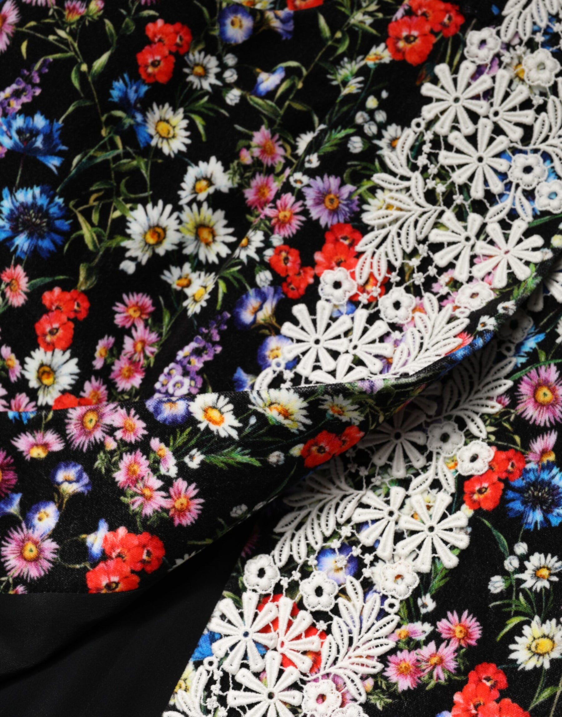 Dolce & Gabbana Schwarzer Minirock aus Baumwolle mit floraler Spitze