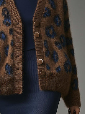 Herbst Chic: Brown Long Sleeve Leopard Cardigan - Wärme & Stil vereint
