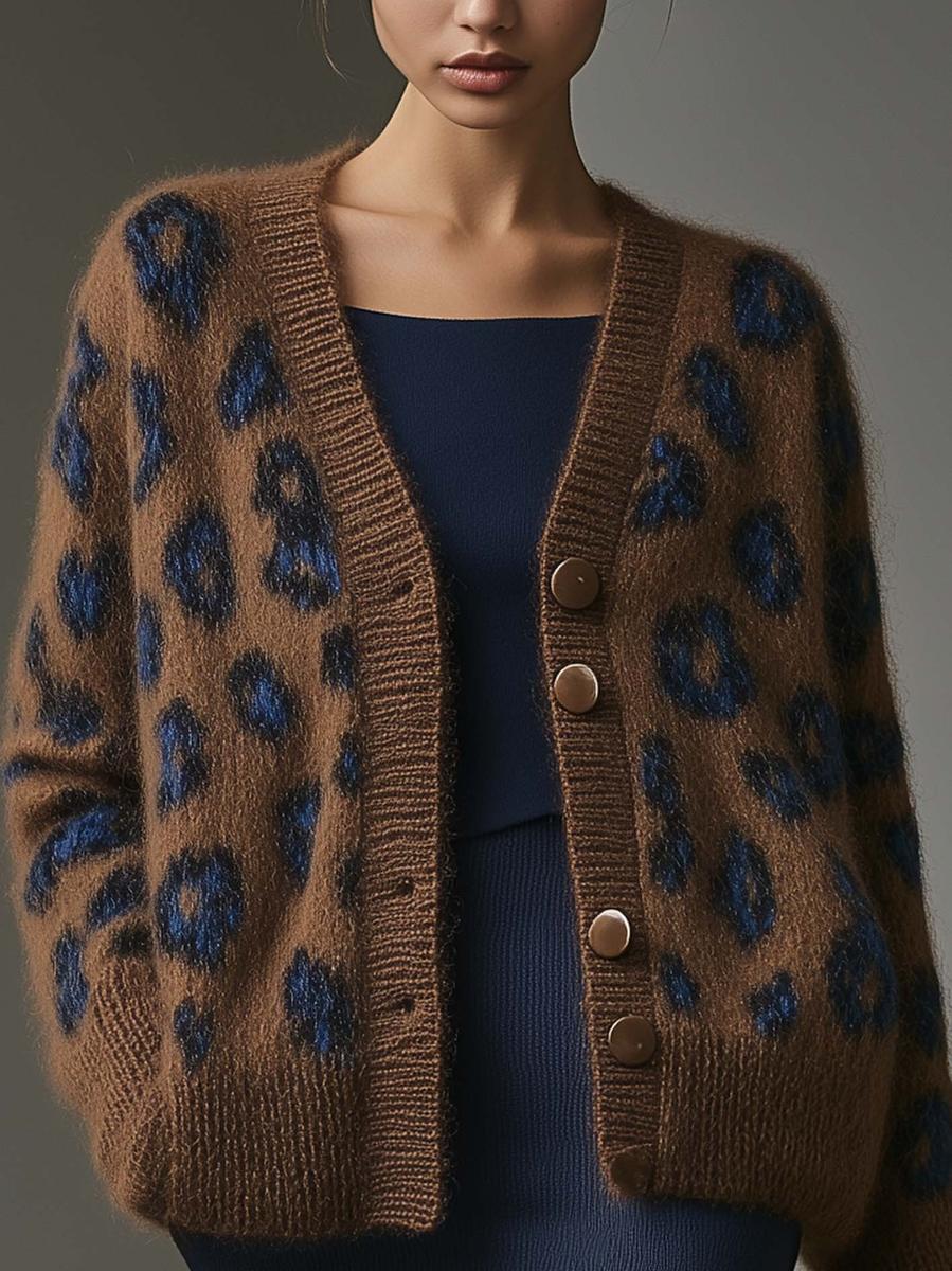 Herbst Chic: Brown Long Sleeve Leopard Cardigan - Wärme & Stil vereint