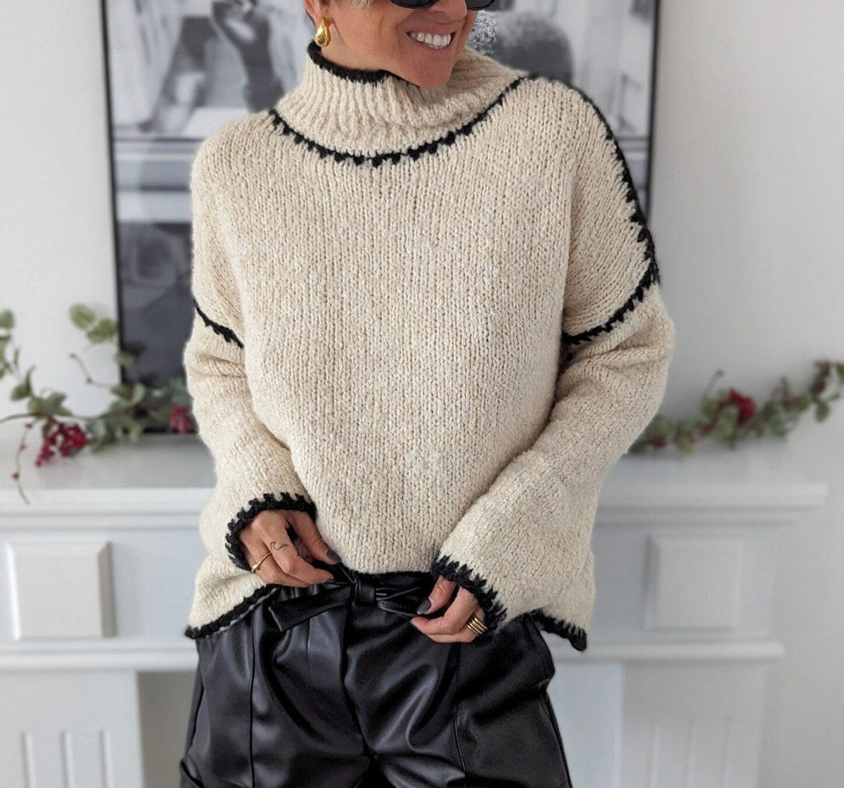 Herbstlicher Soft Khaki High Neck Sweater - Stilvoll & Kuschelig Warm
