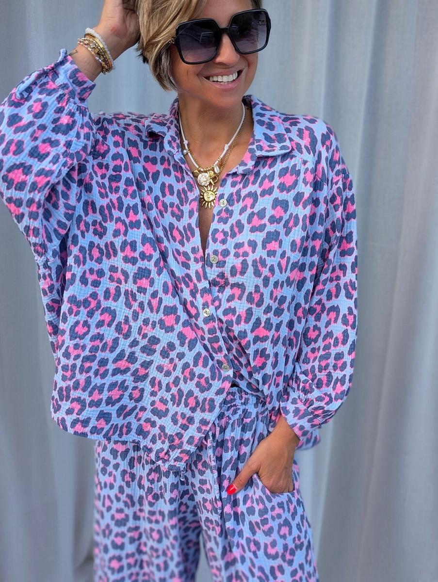 Chic Leopard Langarm Zweiteiler: Eleganz trifft auf Extravaganz